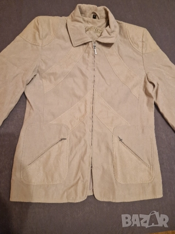 Дамско яке тънко за пролет/есен С/М без забележки 
