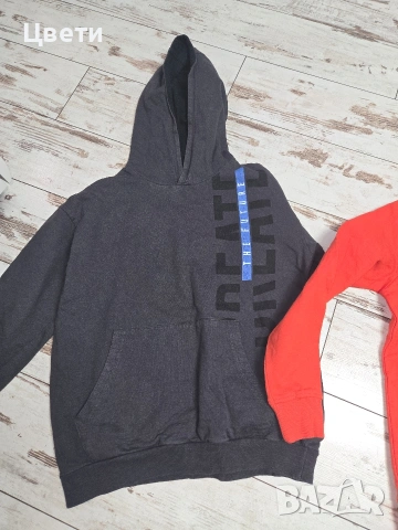 Лот детски дреха, яке блузи и дънки 10 евро, снимка 5 - Детски якета и елеци - 53383202