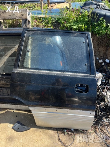 Задна дясна плъзгаща врата Мицубиши спейс Рънър 1998г