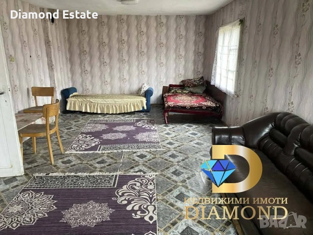 Две къщи в един двор в село Полски Градец, обл. Стара Загора, снимка 4 - Къщи - 53810489