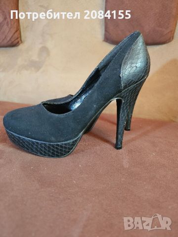 Обувки-черни,велур и кожа с висок ток., снимка 2 - Дамски обувки на ток - 45595531
