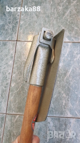 Стара сгъваема Лопата с калъф, снимка 6 - Колекции - 53872433