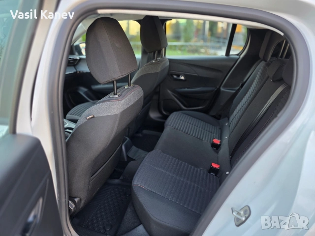 Пежо 208, снимка 7 - Автомобили и джипове - 53811604