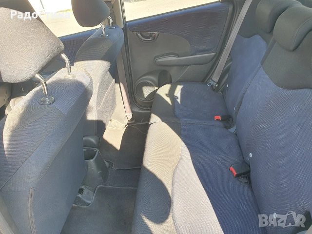 Honda jazz 1.4i-VTEC Газ/Бензин , снимка 7 - Автомобили и джипове - 53129770