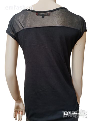 Дамска блуза/тениска "Bershka" XS, снимка 3 - Тениски - 46296064