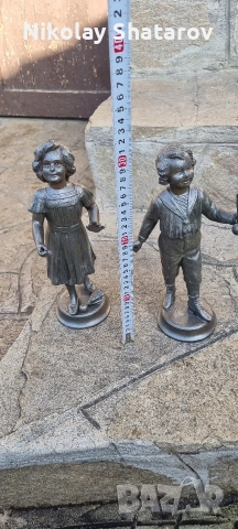 Метални склуптури.