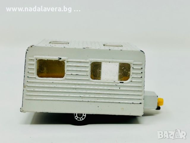 Колекционерски Хеликоптер и Каравана 2003 Matchbox Chopper Camper, снимка 5 - Други игри - 46581485