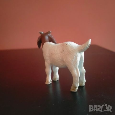 Колекционерска фигурка Schleich BOER GOAT KID Baby Farm Animal 2001 13260 , снимка 4 - Колекции - 46798353