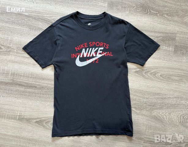 Тениска Nike Circa Graphic T-Shirt, Размер S, снимка 2 - Тениски - 46189843