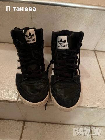 Оригинални Adidas, снимка 2 - Маратонки - 53290240