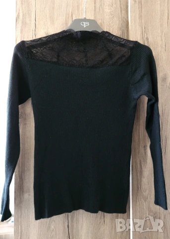 Дамска блуза със дантела 