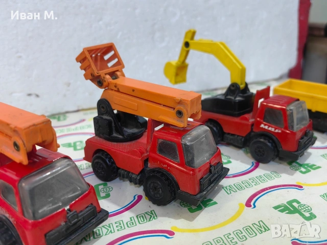 стари ламаринени камиончета МИКРО , снимка 4 - Антикварни и старинни предмети - 53602360