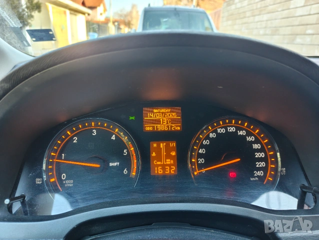 Toyota Avensis 2.2D 150ps EURO5B oбслужен, снимка 7 - Автомобили и джипове - 53938041
