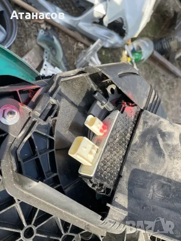 Renault Megane Adblue резервоар с помпа, снимка 4 - Части - 49120880