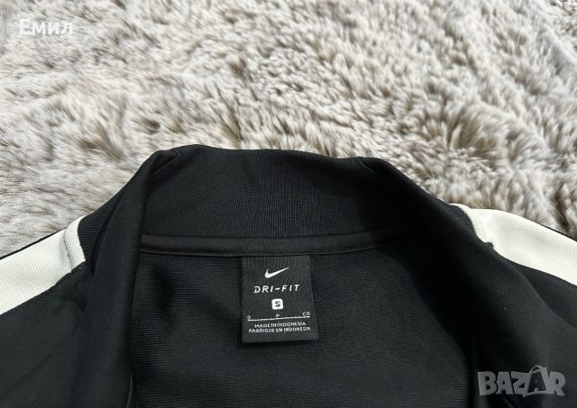 Оригинално горнище Nike x PSG 2016-17, Размер S, снимка 5 - Спортни дрехи, екипи - 46412031