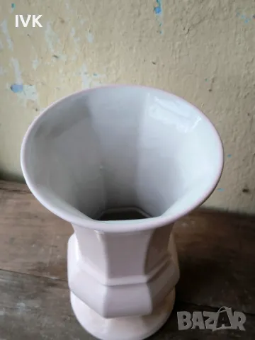 Ваза, снимка 7 - Антикварни и старинни предмети - 49967243