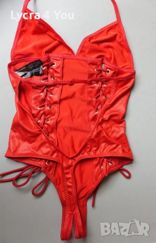 Ann Summers XS/S (UK 8-10) червено боди с кожен ефект и отворено дъно, снимка 5 - Бельо - 53841889