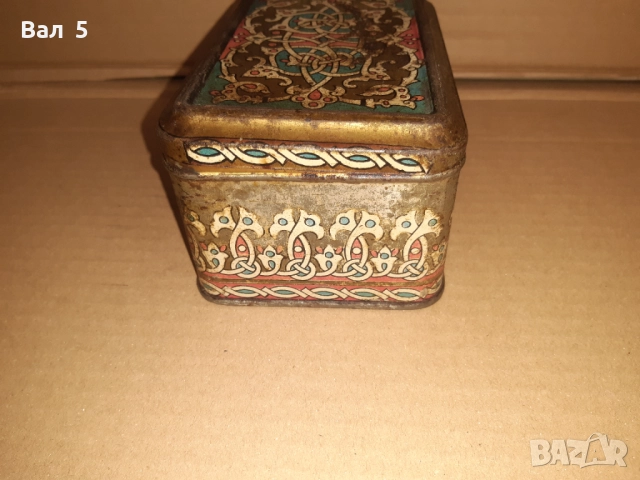 Много стара ламаринена кутия за чай, снимка 4 - Антикварни и старинни предмети - 52415398