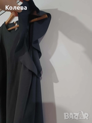 Черна елегантна рокля