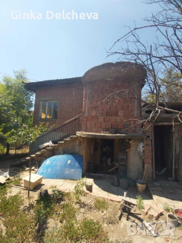 Продавам двуетажна къща с голям двор в ТОП центъра на Харманли!, снимка 4 - Къщи - 51320314