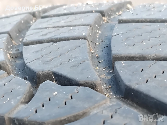 Гуми 225 50 17 Кумхо Kumho 2 броя. Нов внос. Не са нови!, снимка 4 - Гуми и джанти - 53626268