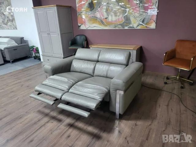 Сив кожен диван двойка Moreno с електрически релаксиращ механизъм, снимка 7 - Дивани и мека мебел - 45687352