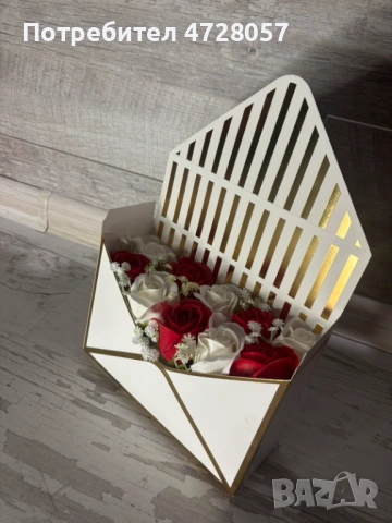 Вечни букети в кутия , снимка 3 - Изкуствени цветя - 53350763