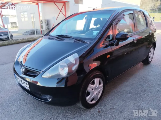 Продава се Хонда джаз Honda jazz 1.4i, снимка 7 - Автомобили и джипове - 48888197