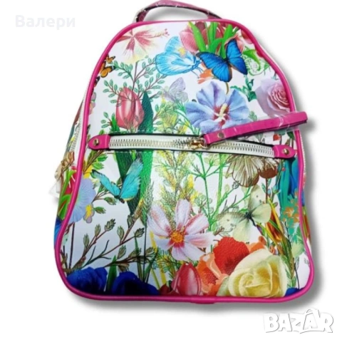 Интересна дамска чанта тип раница, снимка 8 - Раници - 53216020