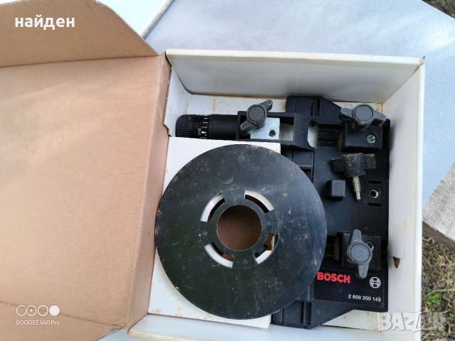 Оберфреза Bosch, снимка 10 - Други инструменти - 52102154