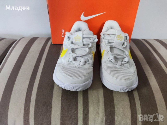 Детски маратонки Nike 25 номер, снимка 3 - Детски маратонки - 51995187