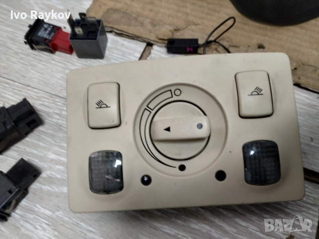 Плафон AUDI A6 C5 , 4B0947303J