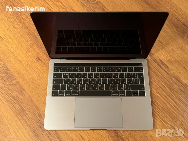 13.3' Apple MacBook Pro 2019 TouchBar Core i5 8GB RAM/128GB SSD/Бат 6ч, снимка 4 - Лаптопи за работа - 48706319