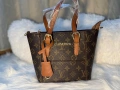 Дамска чанта, снимка 2