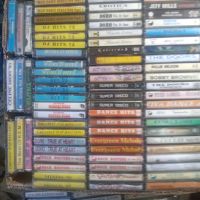 Продавам  аудио касети  с  диско музика, снимка 1 - Аудио касети - 19498022