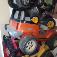 Peg perego, Акумулаторни детски колички, снимка 3 - Коли, камиони, мотори, писти - 45581013
