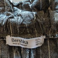 Bershka къси памучни панталонки с висока талия и коланче, снимка 4 - Къси панталони и бермуди - 45490374