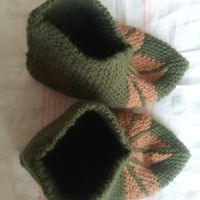 Ръчни плетива и килимче, снимка 15 - Декорация за дома - 45622466