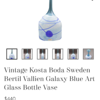 Стара авторска ваза от стъкло на шведска фирма/ Kosta Boda/подписана, снимка 13 - Вази - 44978193