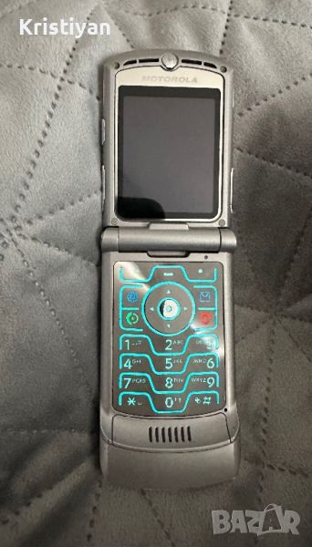 Motorola v3 + Нов Панел, снимка 1