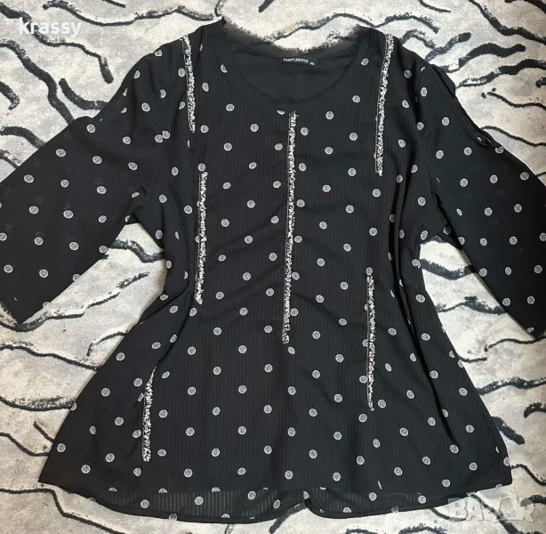 Интересна голяма дамска блуза на точки с голи рамене (размер 2ХЛ), снимка 1