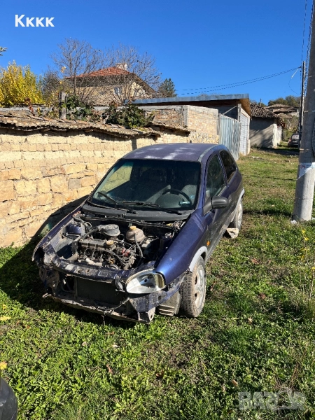 Opel Corsa B 1.4 На части, снимка 1