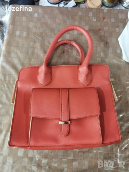 Дамска чанта в бонбонен цвят, снимка 1