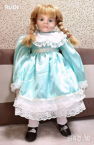 Голяма порцеланова кукла , снимка 1