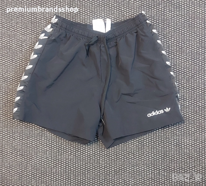 Adidas шорти дамски S , снимка 1