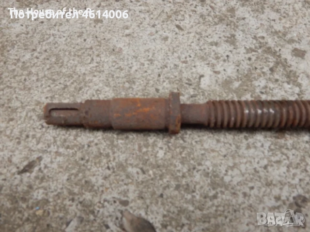 Винт за напречен супорт за струг , снимка 3 - Стругове - 51948963