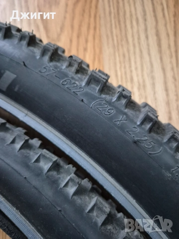 2бр Велосипедни гуми Schwalbe 29x2.25 , снимка 2 - Части за велосипеди - 53630132