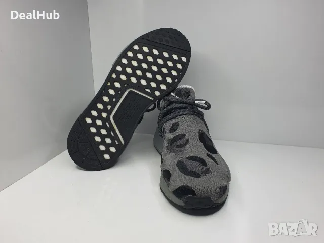 Маратонки Adidas Pharrell Williams 

Чисто нови с кутия.

Размер 42 стелка 26.5 см.

Цена 129 лв., снимка 3 - Маратонки - 48210292