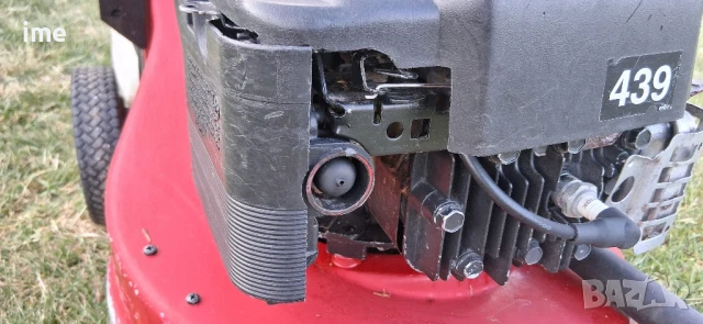 Бензинова самоходна косачка НОМЕР 12. Toro. Четиритактов двигател. 3.1 кс..., снимка 3 - Градинска техника - 50668565