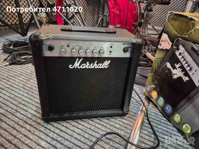 Китарно кубе -Marshall MG15cf като ново